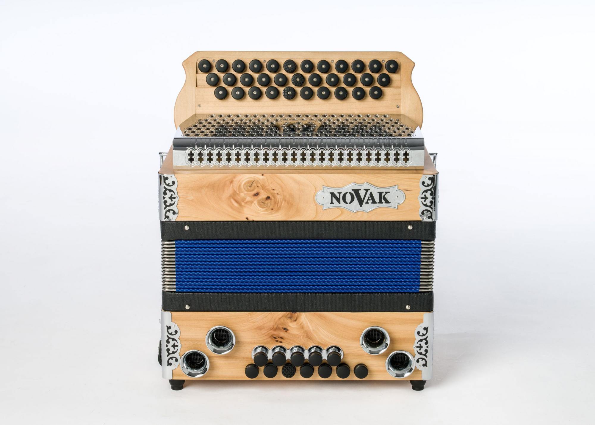 NOVAK Juveno Rüster/blau B