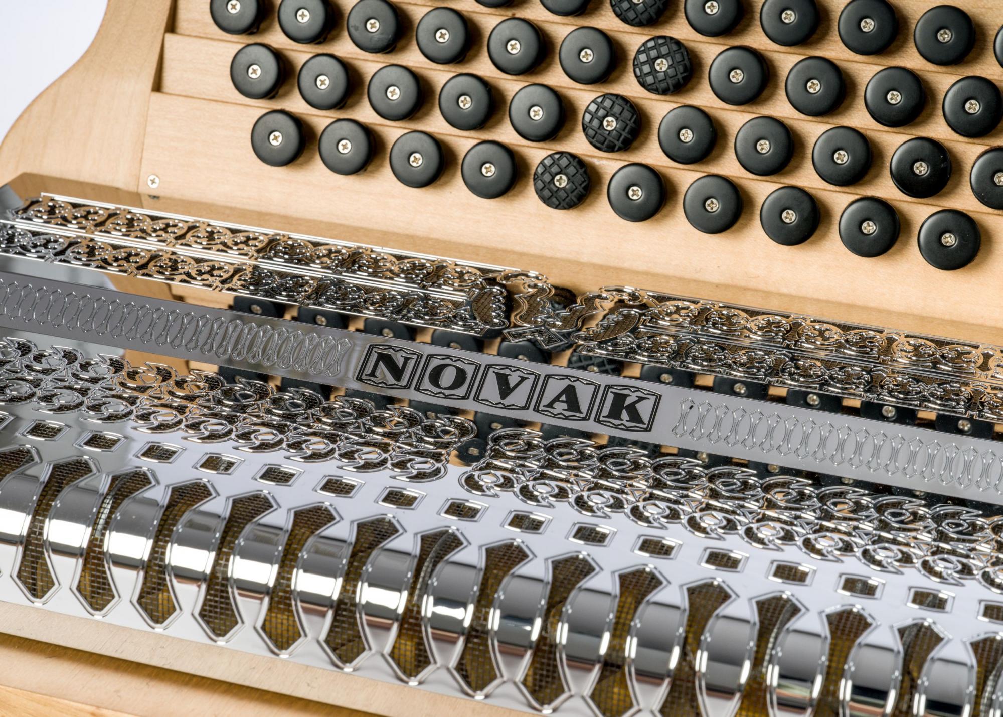 NOVAK Premium Rüster/braun B