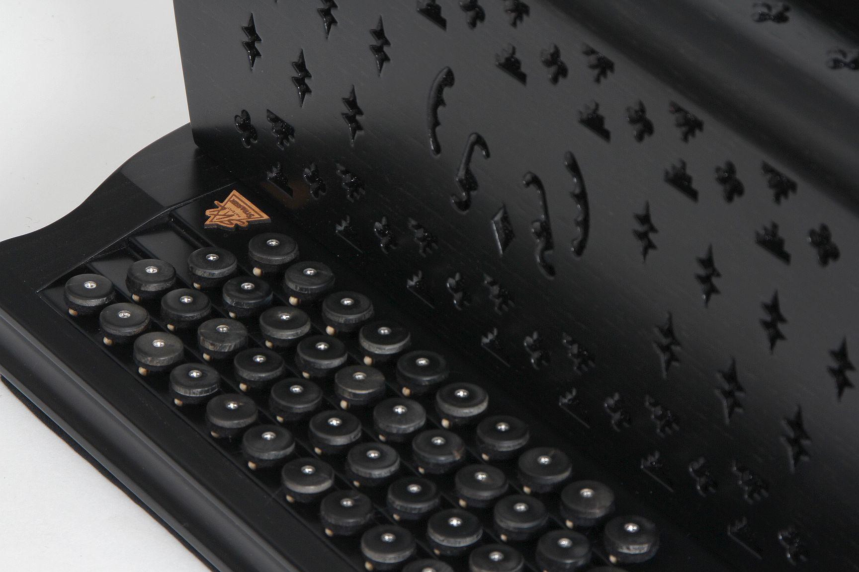 Strasser Jubiläum Edelschwarz/schwarz B