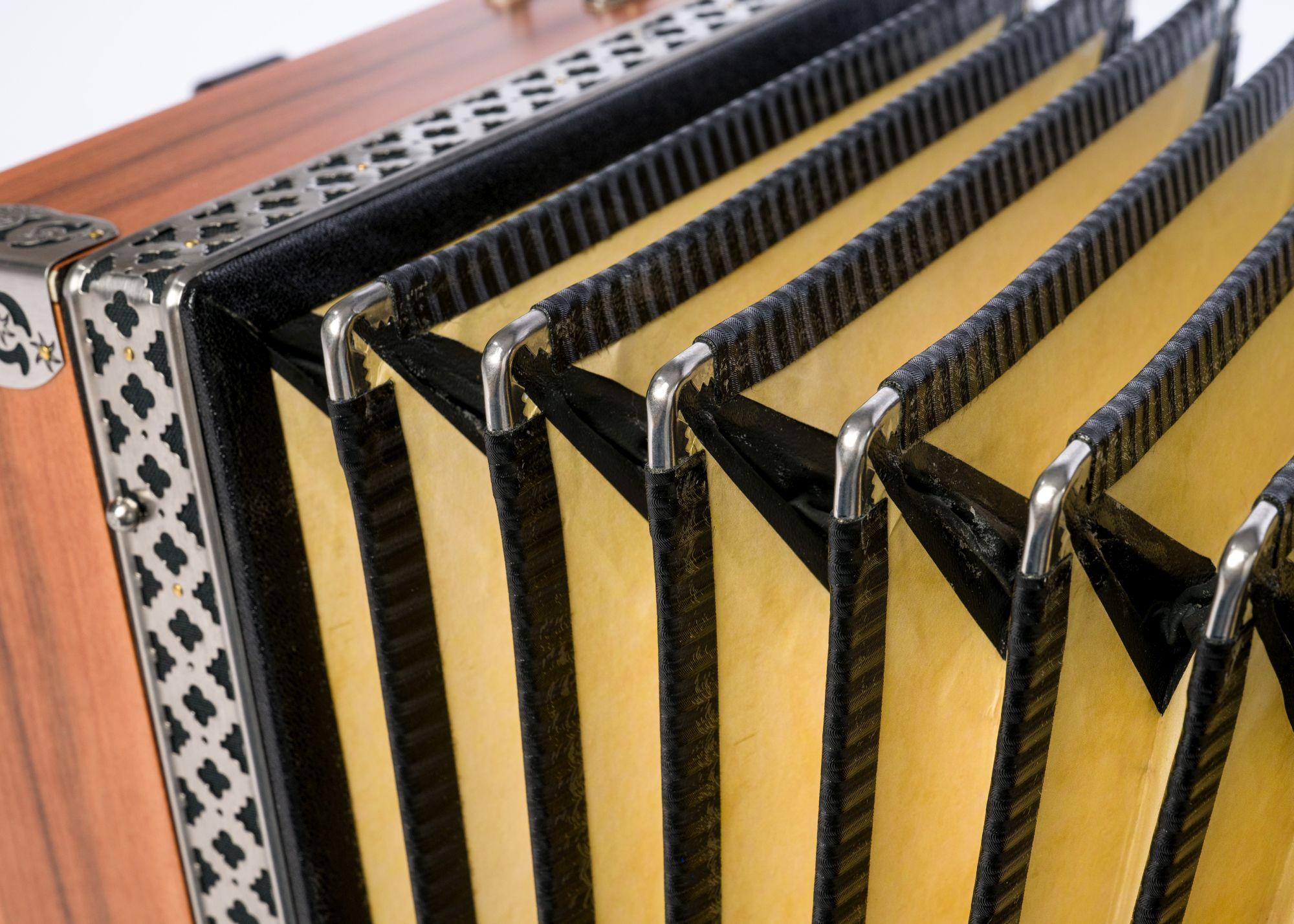 Strasser Profi 38 Natur Ind. Apfel/schwarz B