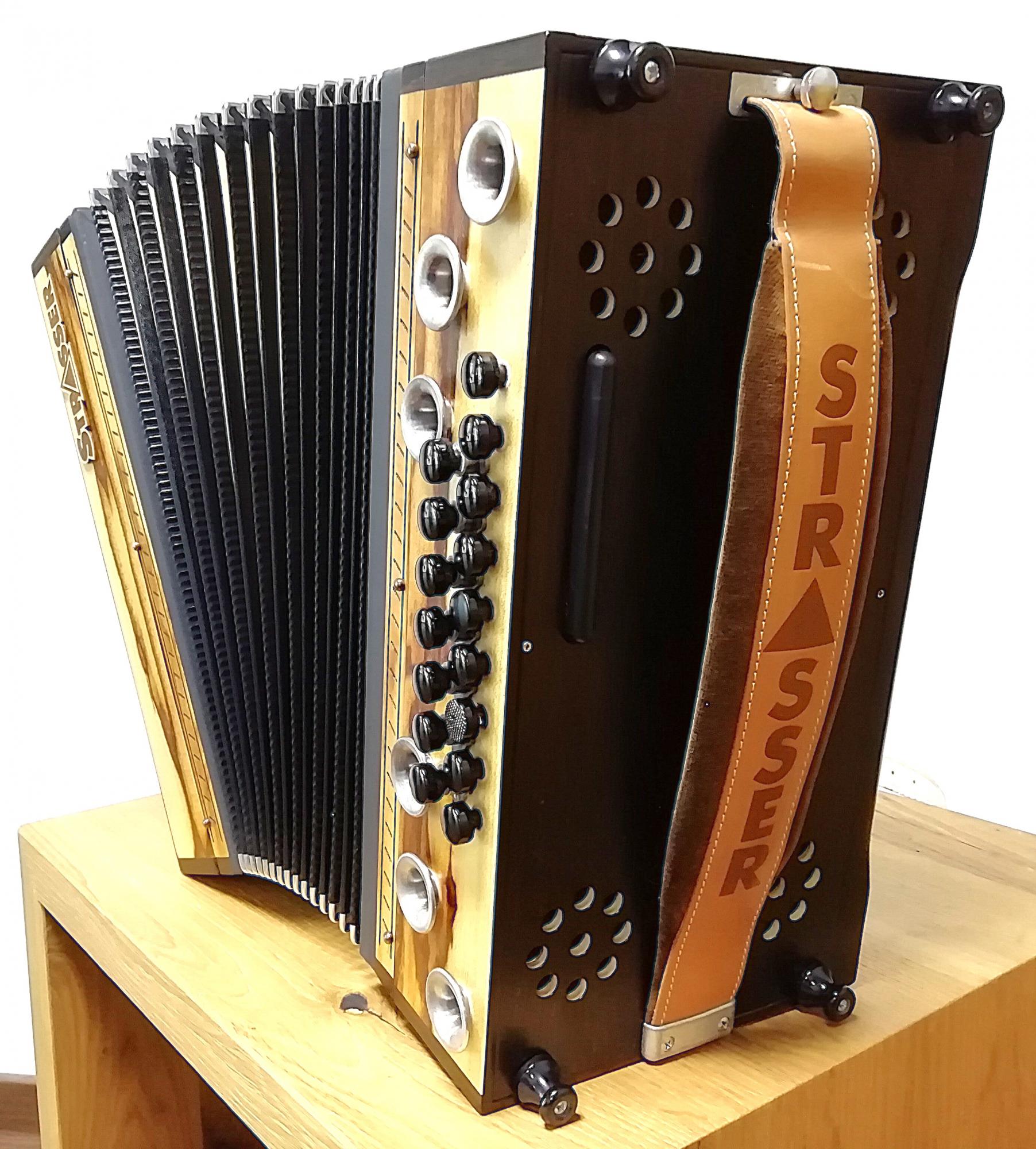 Strasser Hoamat Tigerwood B