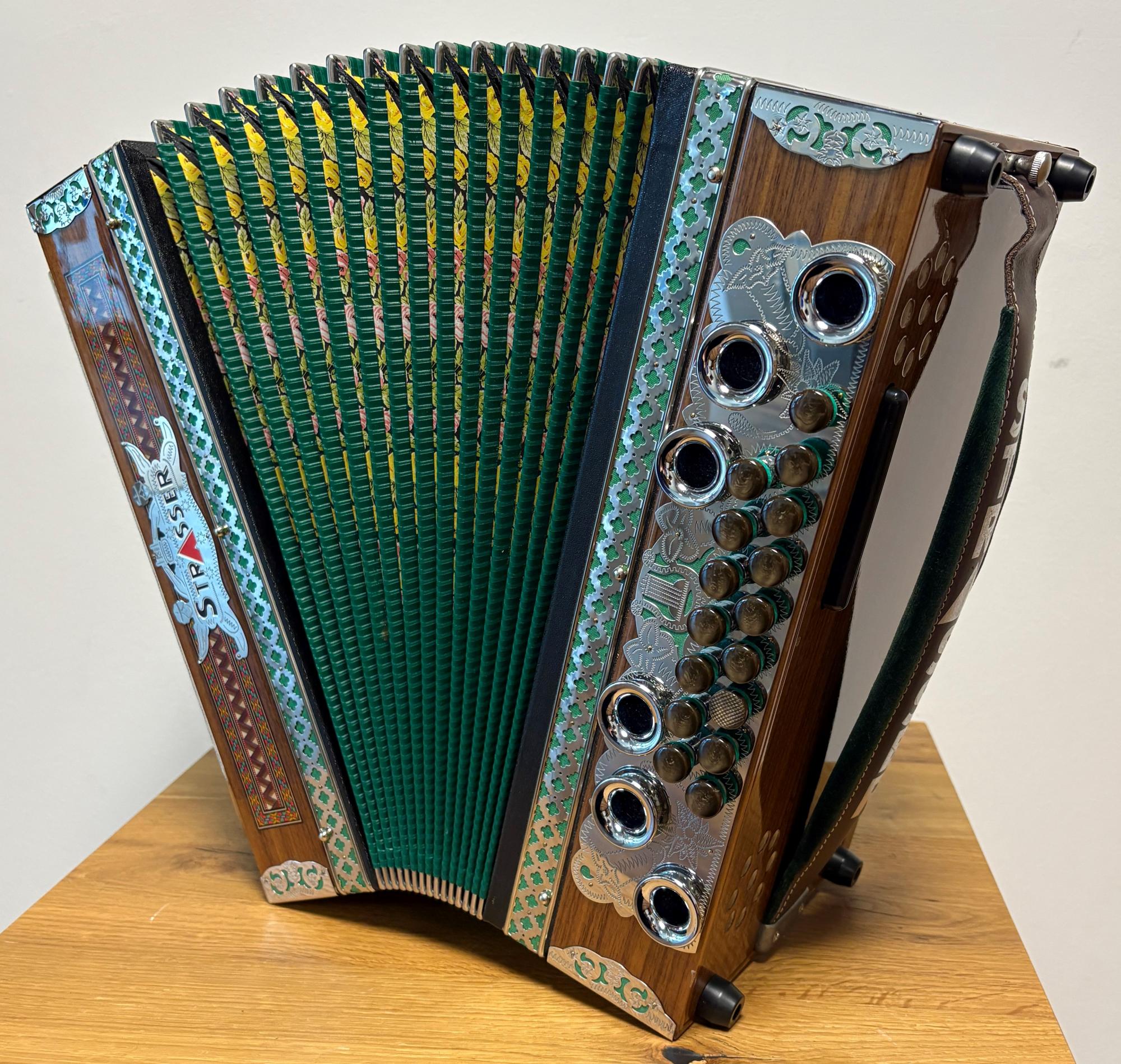STRASSER Professional grün B
