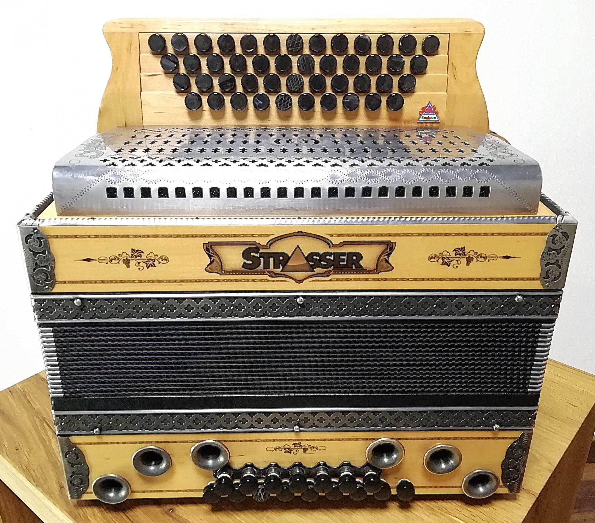 Strasser Hoamat Erle G