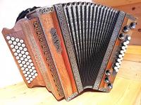 NOVAK Sonorum heim.Nuss/schwarz G