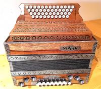 NOVAK Sonorum heim.Nuss/schwarz G