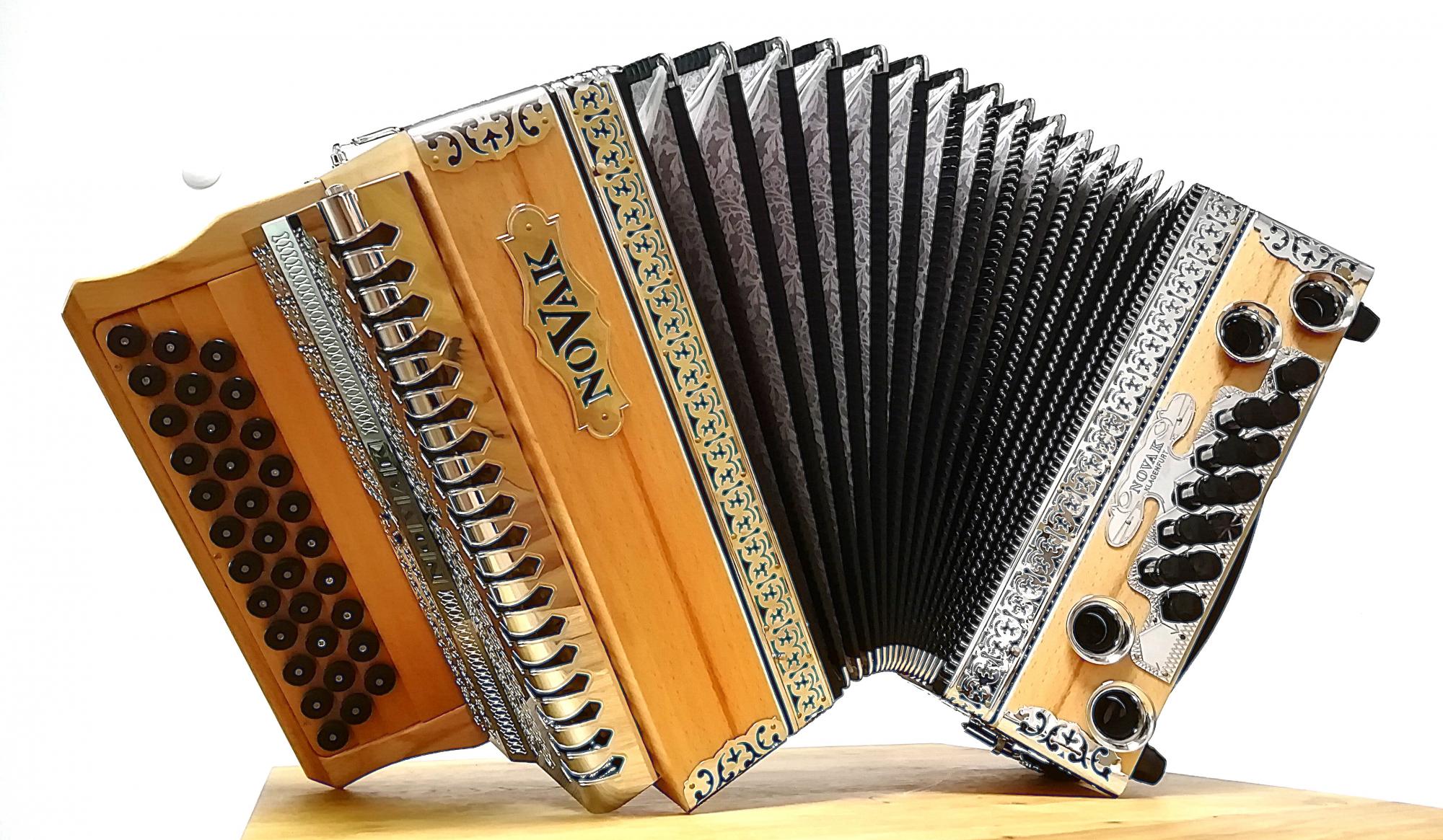 NOVAK Primus Kernbuche schwarz G