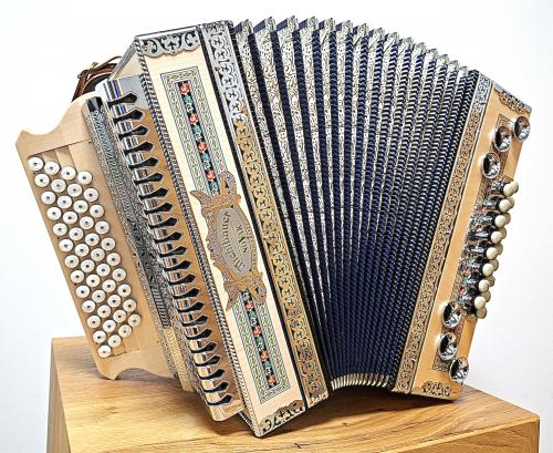 NOVAK Sonorum Ahorn blau B