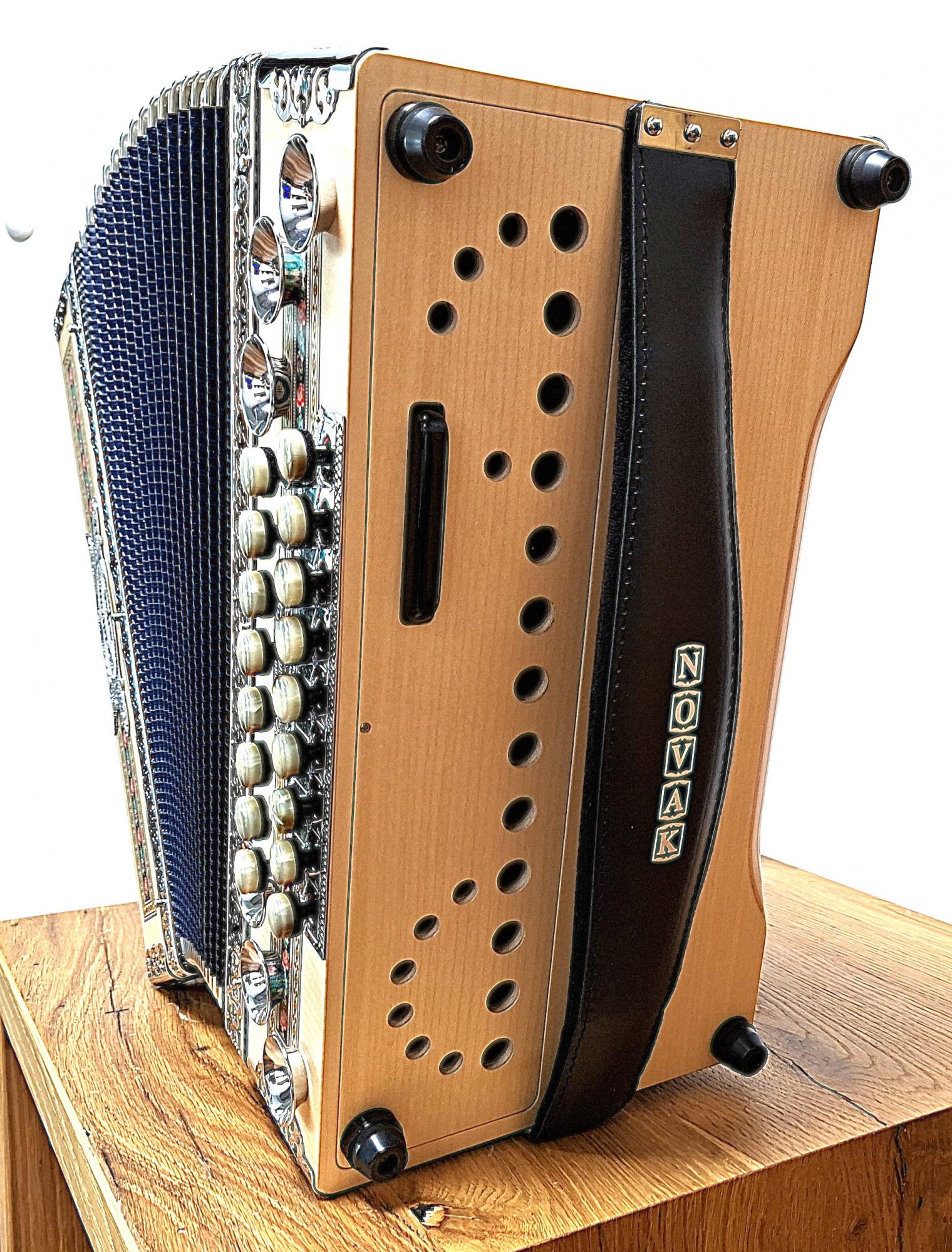 NOVAK Sonorum Ahorn blau B