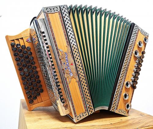 Strasser Stoanineum Kirsch grün B