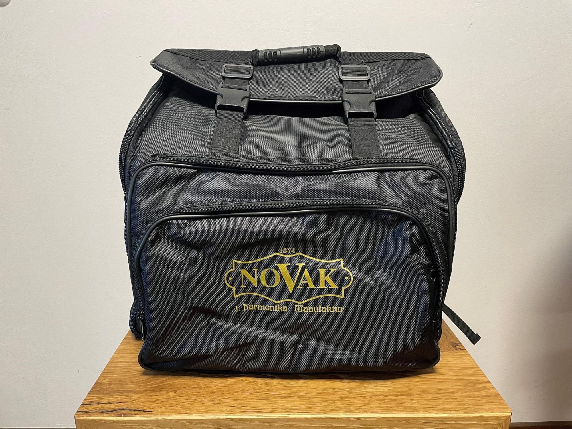 Novak Harmonika-Rucksack 4-reihig